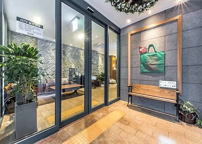 Hotel Shinchon Millhaus Seúl