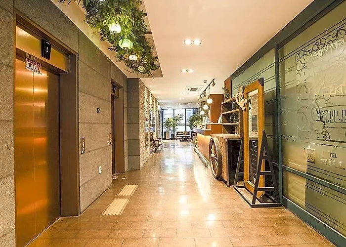 Hotel Shinchon Millhaus Seúl