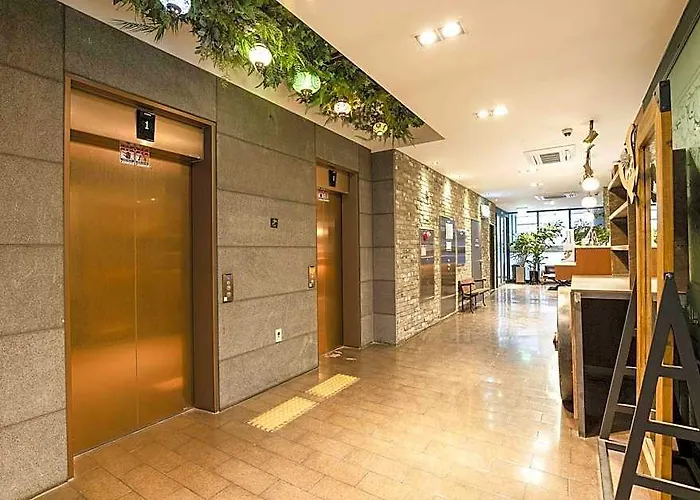Shinchon Millhaus 4*