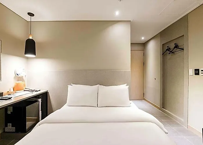 Hotel Shinchon Millhaus Seúl