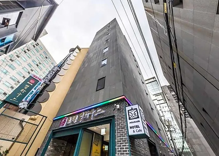 Hotel Shinchon Millhaus 4*