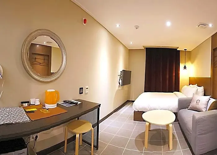 Shinchon Millhaus 4* Seúl