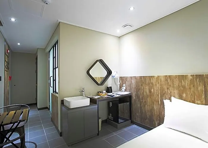 Shinchon Millhaus Hotel Seúl