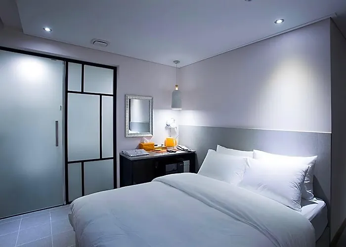 Shinchon Millhaus Hotel